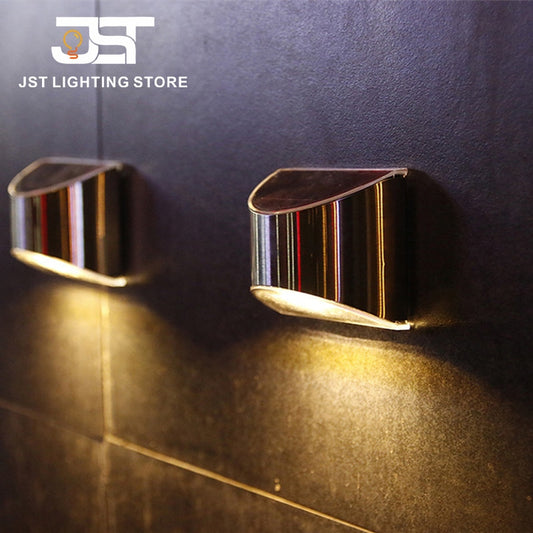 Lâmpada de parede solar ao ar livre à prova d'água Casa Pátio Arranjo de jardim Terraço Varanda Ambiente Decoração Luz noturna Lâmpada solar