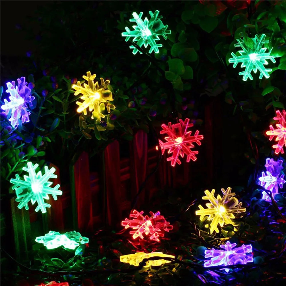 18 Styles Solar Garlands light, Vintage-inspired solar-powered garland with peach flowers and LED lights ideal for outdoor decorations.