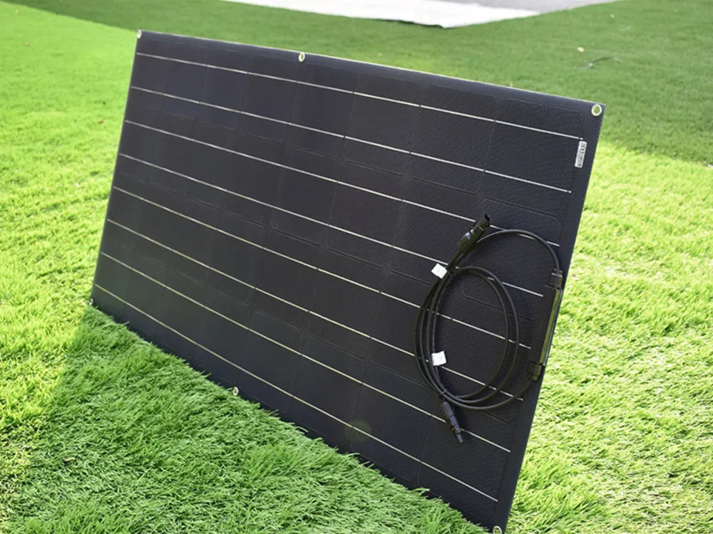 Flexible solar panel with monocrystalline silicon, 12V-18V output and CE certification.