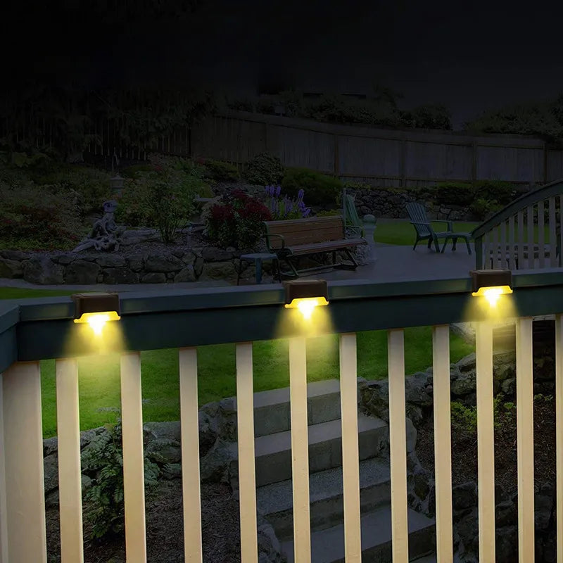 1/4/10/20pcs LED Solar Stair Light, Solar-powered lights for outdoor spaces like stairways, pathways, and gardens.