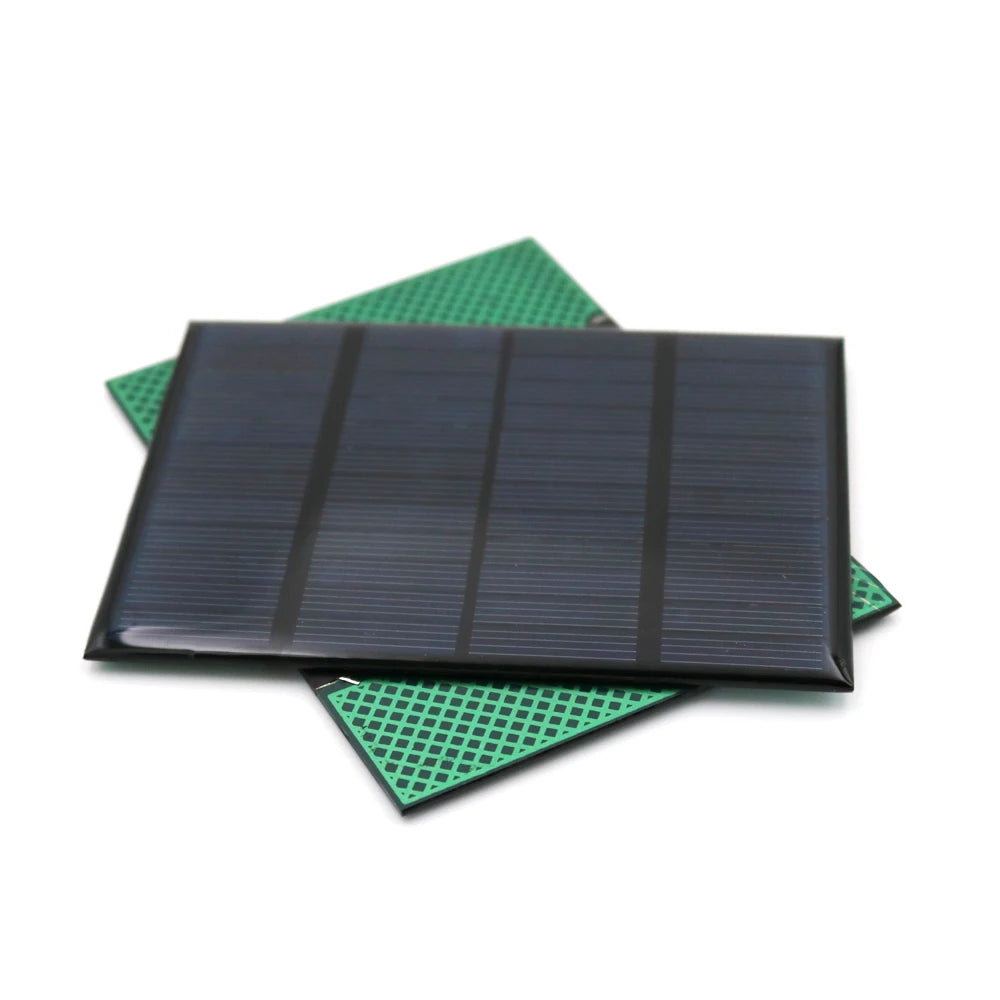 12V 1.5W Solar Panel, Suitable for solar-powered outdoor lighting, small home decor, or streetlighting applications.
