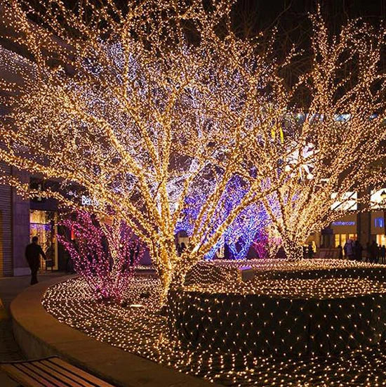 Outdoors Solar String Light, Outdoor solar string light with 300 LEDs, 8 modes, waterproof, and suitable for gardens, parties, holidays, and homes.