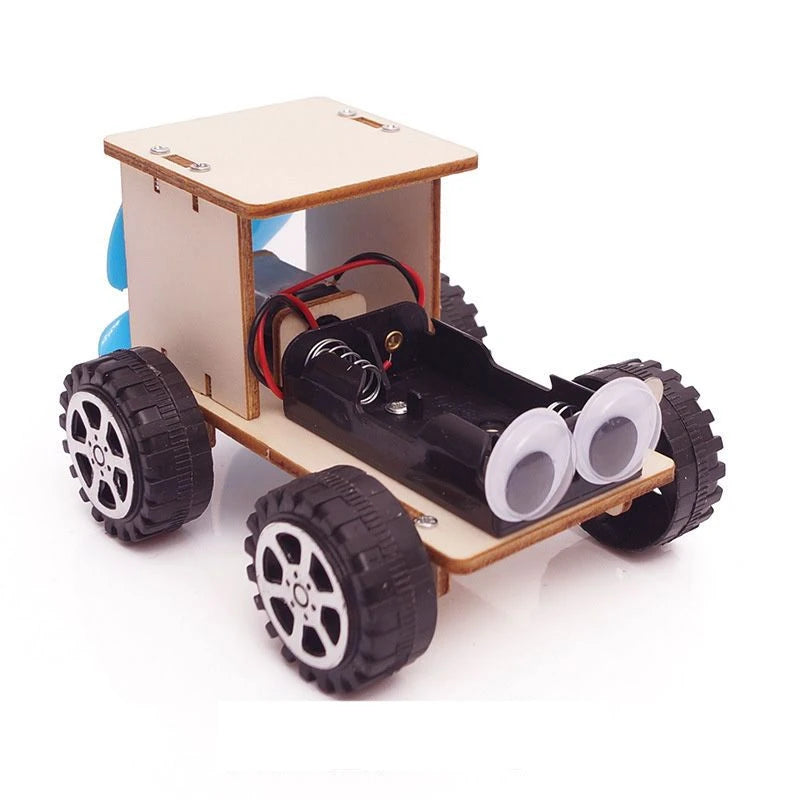 Student-friendly solar-powered robot rover for ages 12+, measuring 11x16x12 cm.