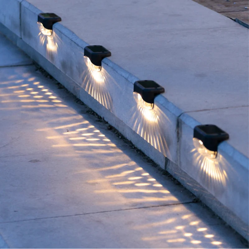LED Solar Stair Light, Solar-powered stair light with waterproof design, includes 1/2/4/8/16 pieces.