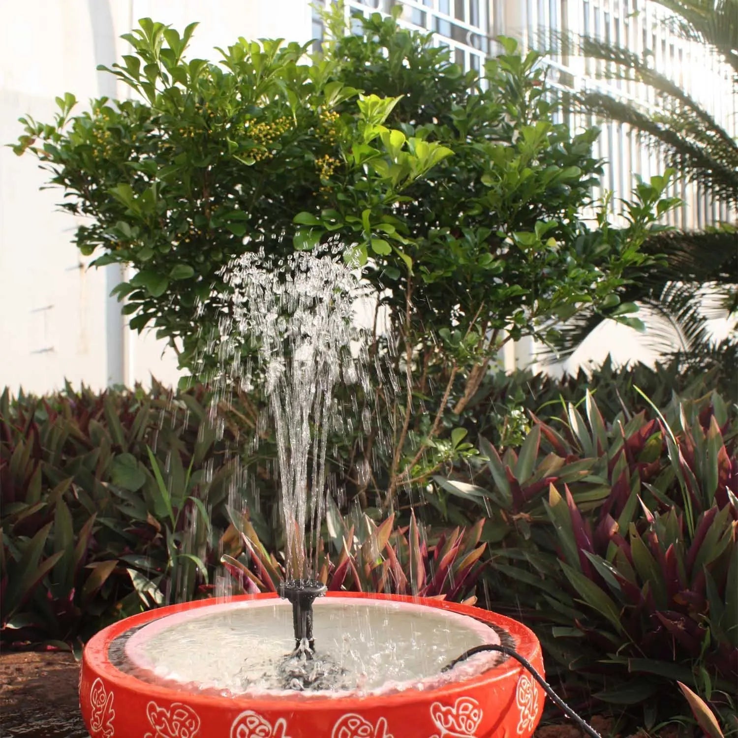 Solar Panel Powered Water Fountain, Solar-powered water fountain with solar panels, originating from mainland China.