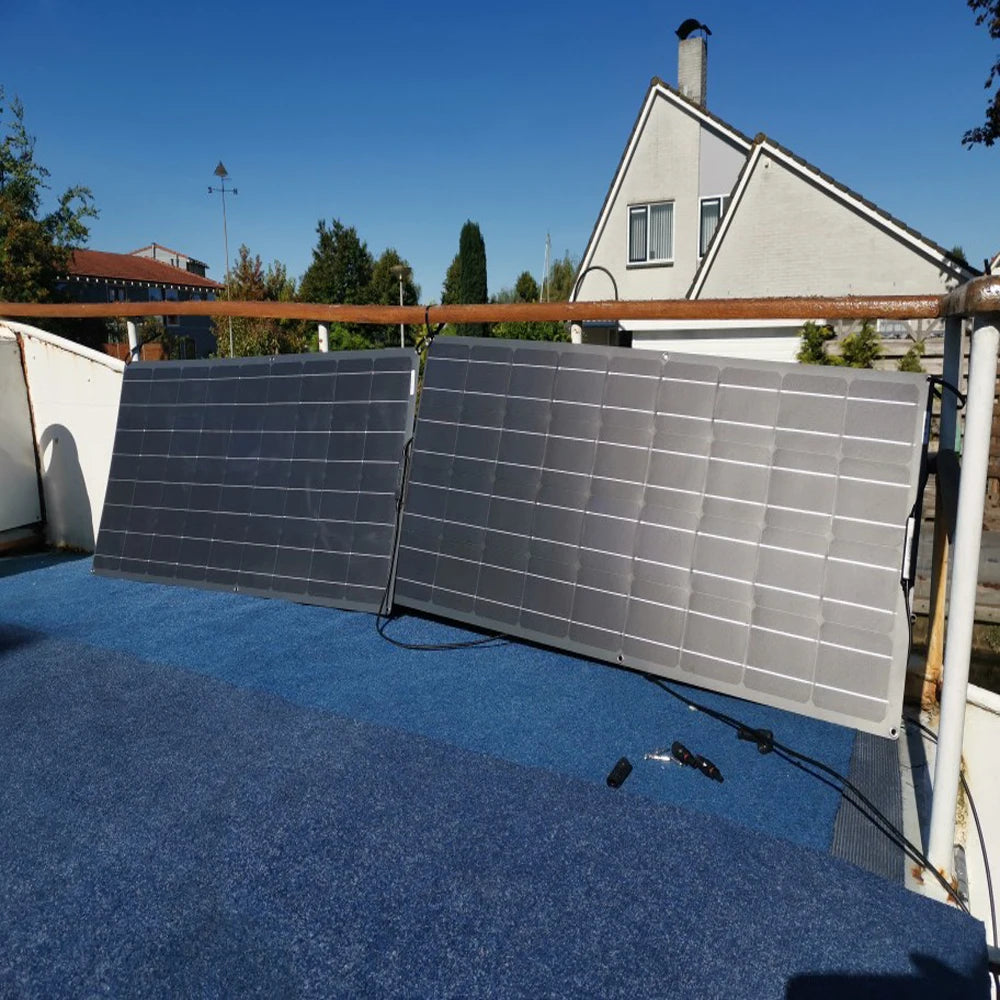 12v solar panel, This flexible solar panel is portable and convenient to use and store.