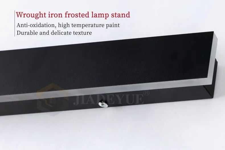 Waterproof LED long wall light, Durable lamp stand with wrought iron and frosted details, resistant to oxidation and heat.