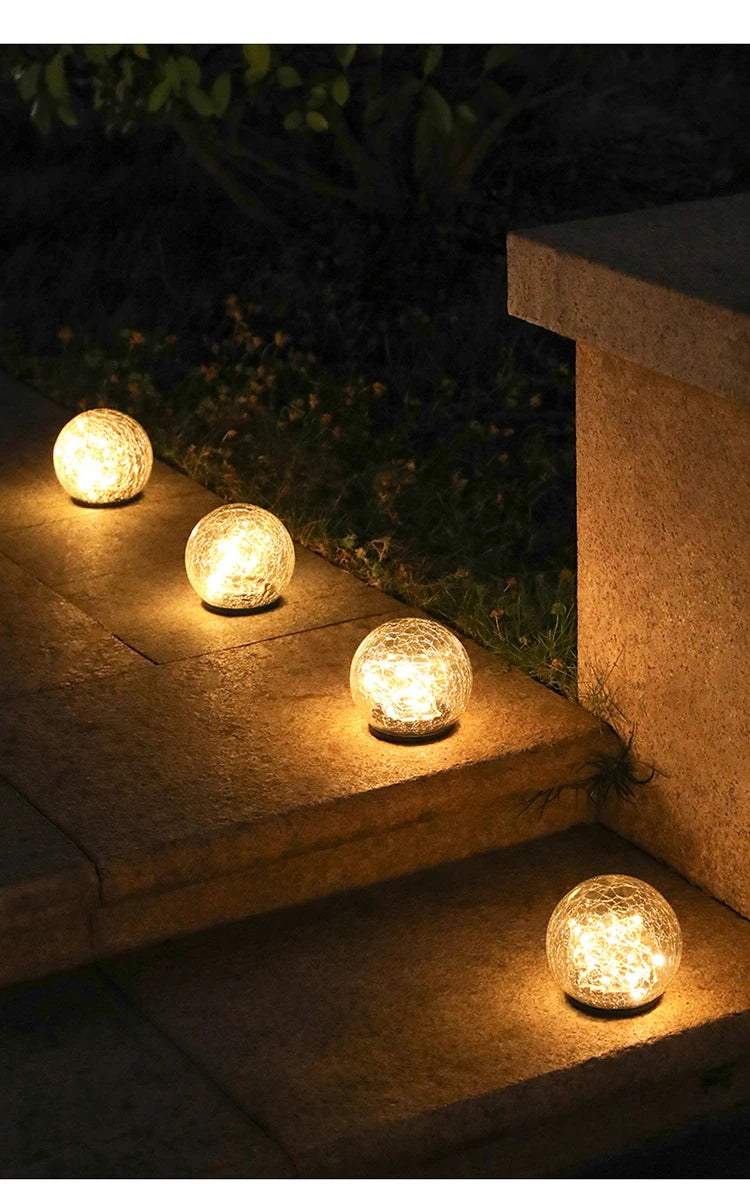 Solar Led Light, Solar-powered crack glass ball light with LED bulbs and waterproof design.
