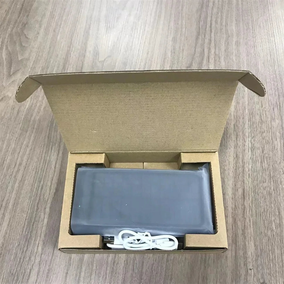 Li-ion battery specifications: 100000mAh capacity, 5V output, CE, Dot, RoHS, TGA, UL certified.