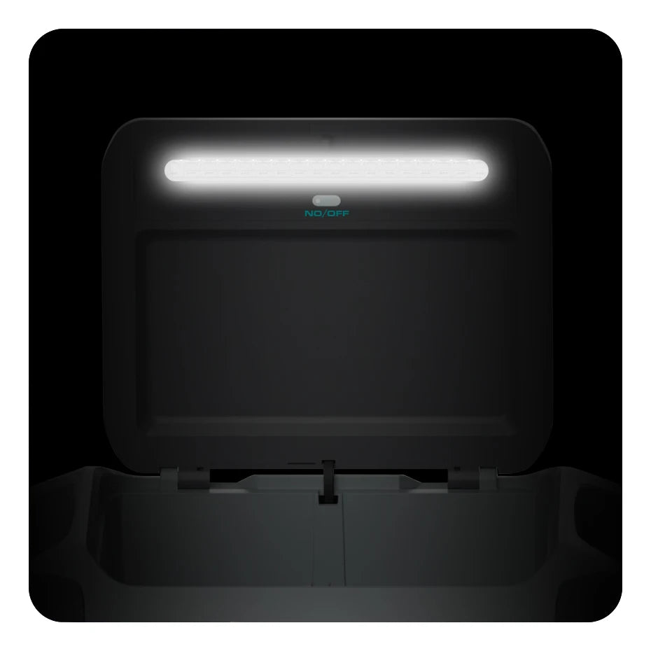 FF Flashfish  P25 Solar Generator, Portable solar generator with 2000W output, 230V power, and 1572Wh capacity for home, emergency, or outdoor use.