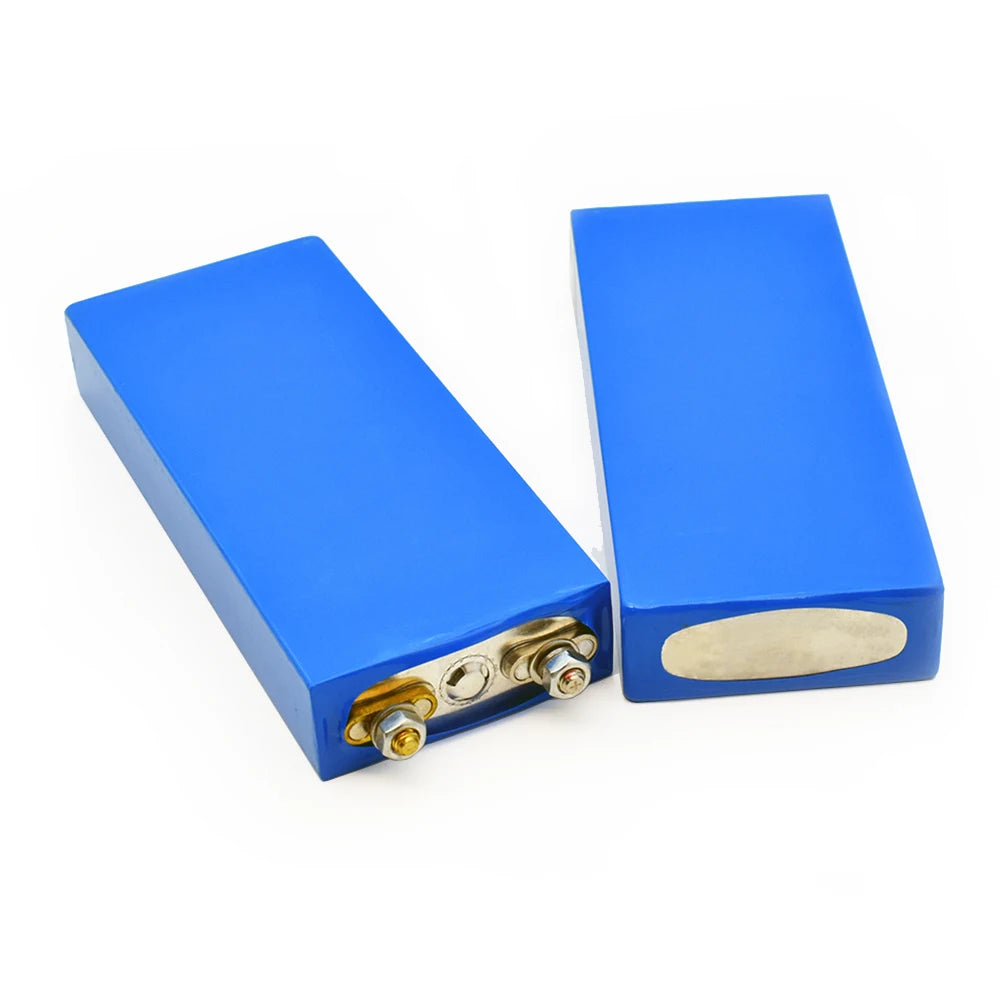 New 3.2V 25Ah LiFePO4 Battery, Dolidada LiFePO4 Battery: 25000mAh, 3.2V, 700g, suitable for solar storage, UPS, engine starting and other applications.