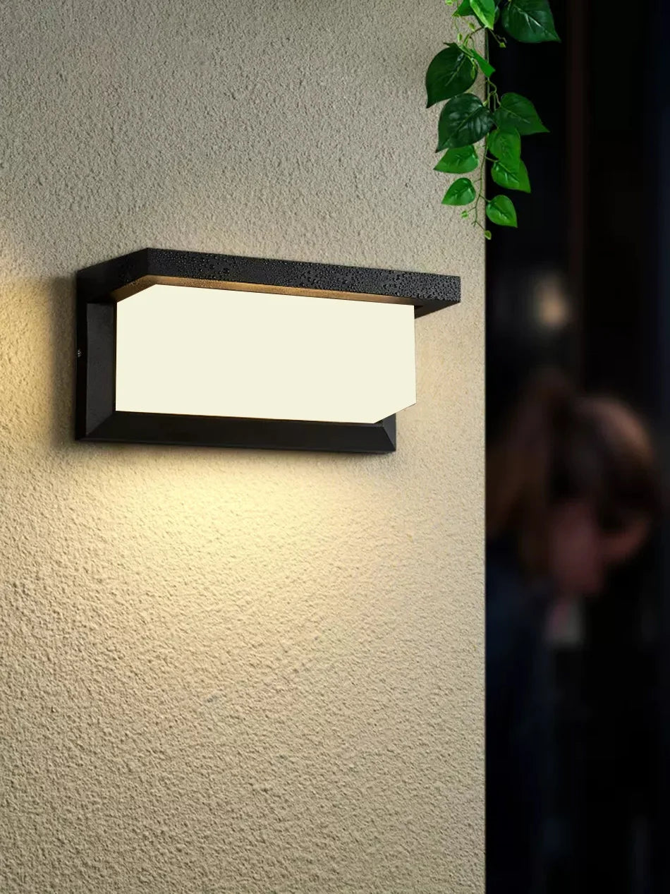Led Wall Light, Automatic timer turns off lights after 20-30 seconds of inactivity.